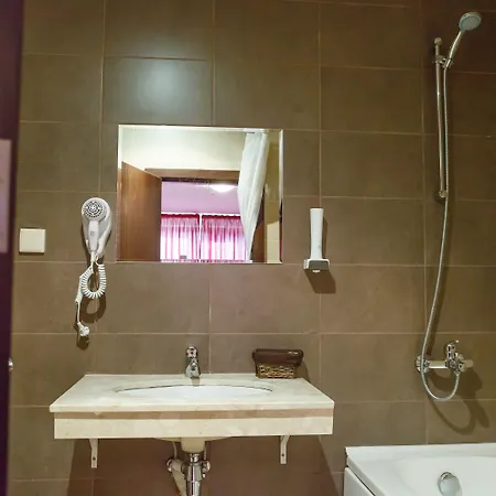 Mountain Paradise By The Walnut Trees Ξενοδοχείο 4*