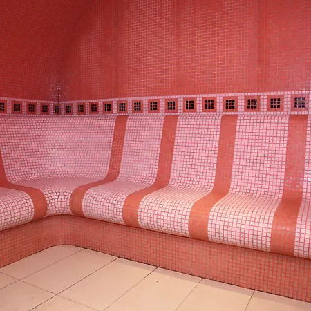 Mountain Paradise By The Walnut Trees Hotel Bansko