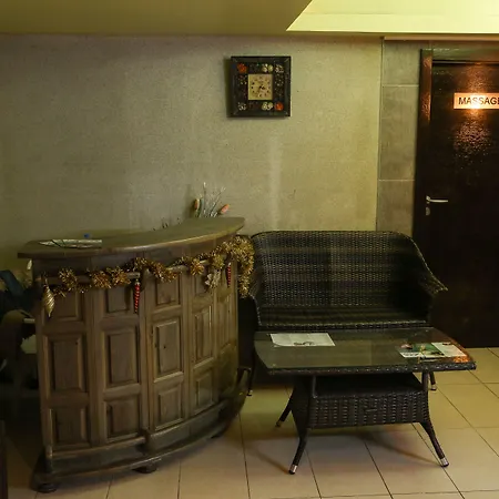 Mountain Paradise By The Walnut Trees بانسكو