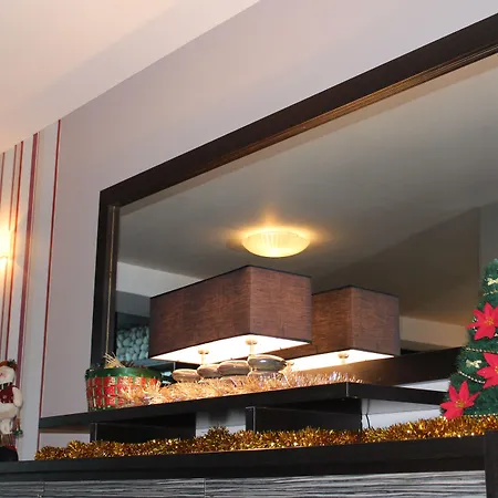 Mountain Paradise By The Walnut Trees