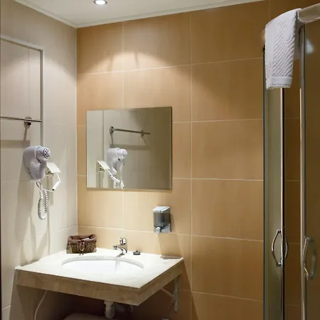 Mountain Paradise By The Walnut Trees