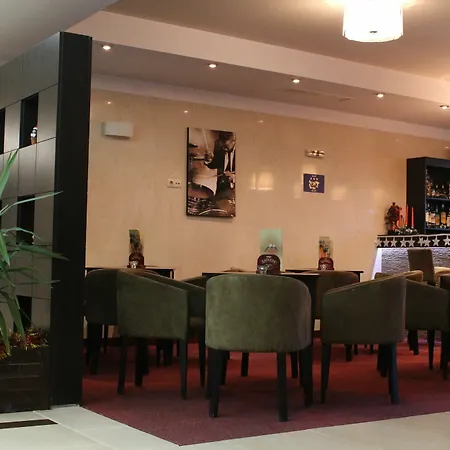 Mountain Paradise By The Walnut Trees 4* Bansko