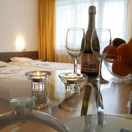Hotel Mountain Paradise By The Walnut Trees 4*