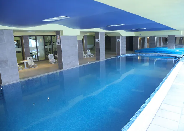 Mountain Paradise By The Walnut Trees Hotel 4*